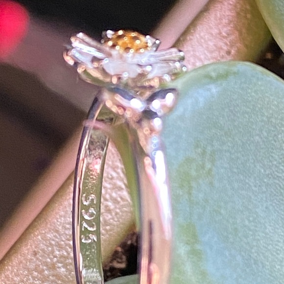 —SOLD— Silver daisy jewelry set 🌼✨🤩💫 - Picture 5 of 6